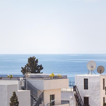 Luxurious 3-Bedroom Seaside Retreat Fully Renovated In 2025 Athènes Extérieur photo