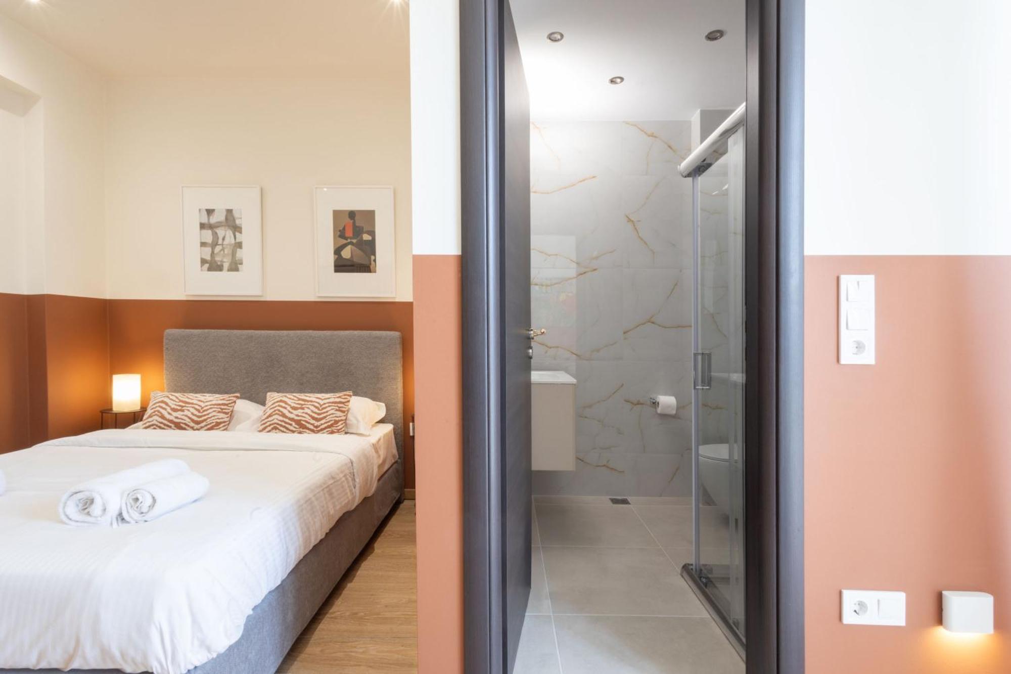 Luxurious 3-Bedroom Seaside Retreat Fully Renovated In 2025 Athènes Extérieur photo