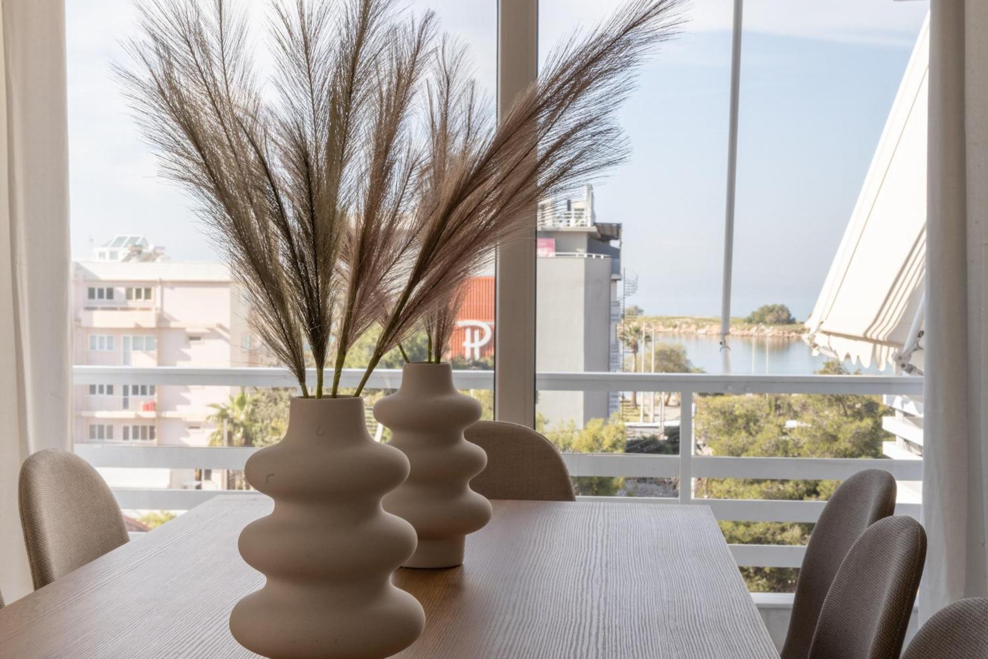Luxurious 3-Bedroom Seaside Retreat Fully Renovated In 2025 Athènes Extérieur photo